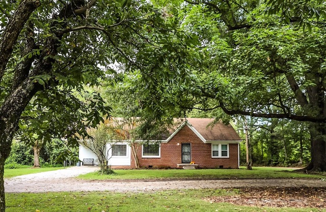 Cozy Cottage