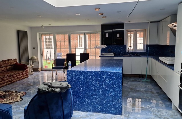 Cozy Dagenham Retreat - 2BR House