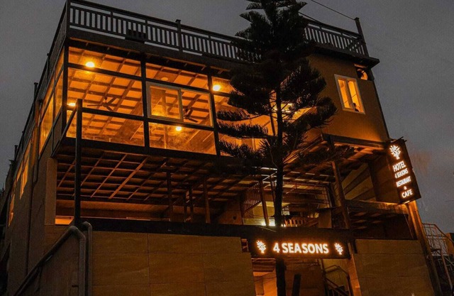 Cozy environment with mountain view to make your vacation happy.