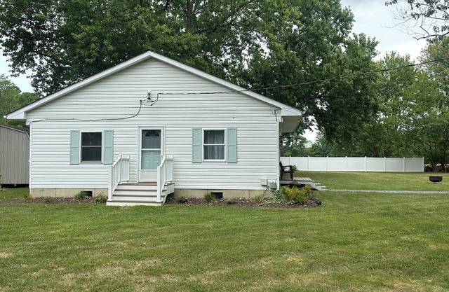 Cozy getaway! Centrally located between St. Michaels and Tilghman Islandnn