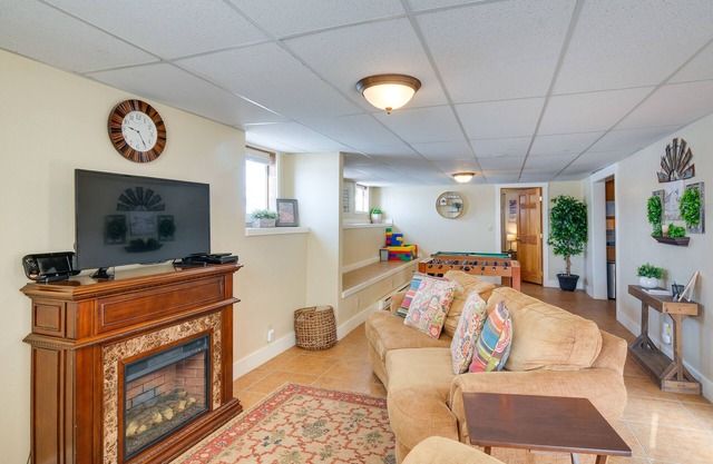 Cozy Historic Home w/Games, Near Bryce Canyon!