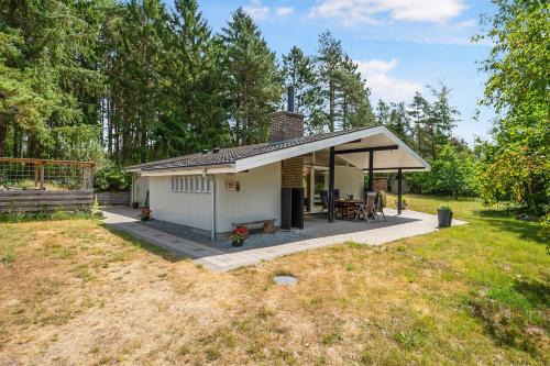 Cozy Holiday Home In Beautiful Nature Near Ebeltoft