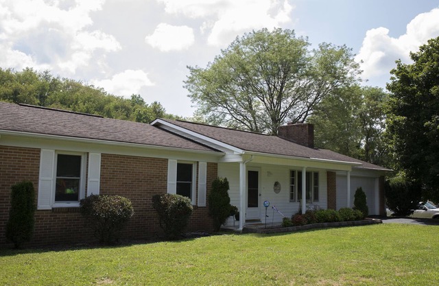 Cozy home for the weary traveler includes garage in the middle of Southwest VA.