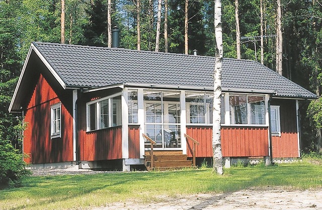 Cozy home in Annerstad