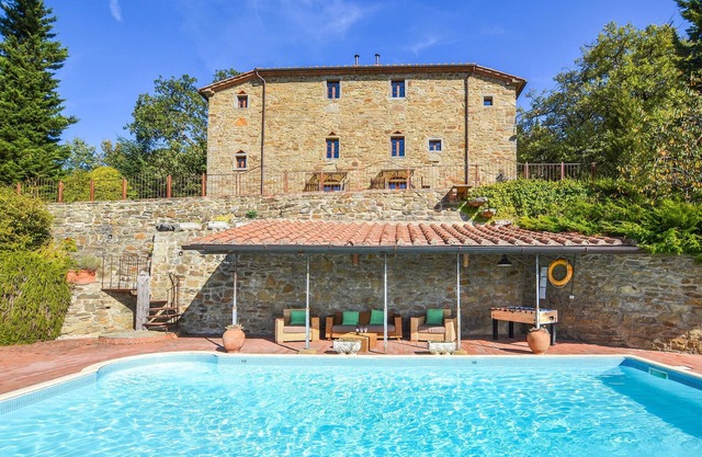 Cozy home in Castiglion F. AR