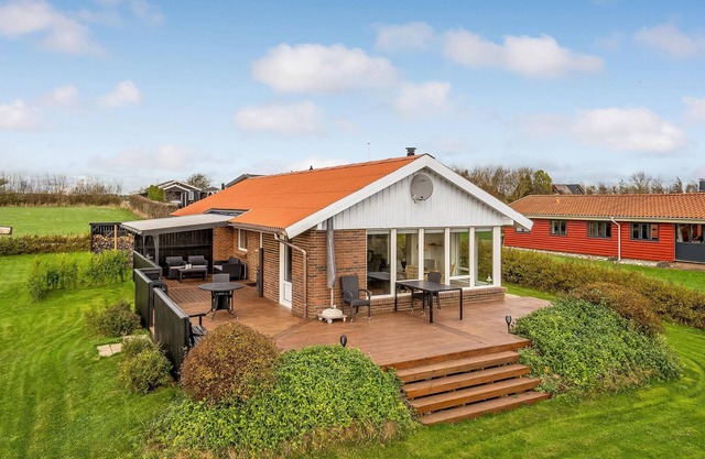 Cozy home in Hurup Thy with WiFi