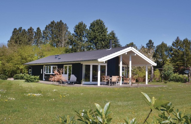 Cozy home in Idestrup with sauna