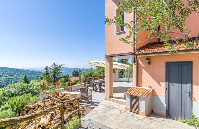 Cozy home in La Spezia (SP) with WiFi