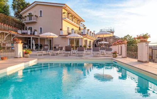 Cozy Home In Laureana Cilento