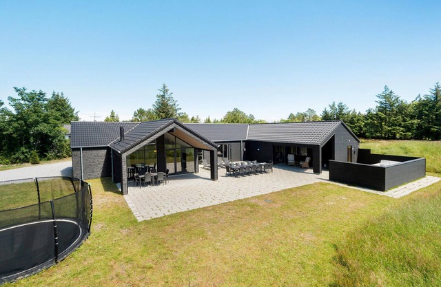 Cozy home in Rømø with sauna