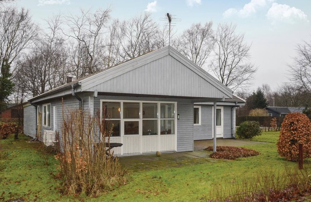 Cozy home in Sunds with WiFi