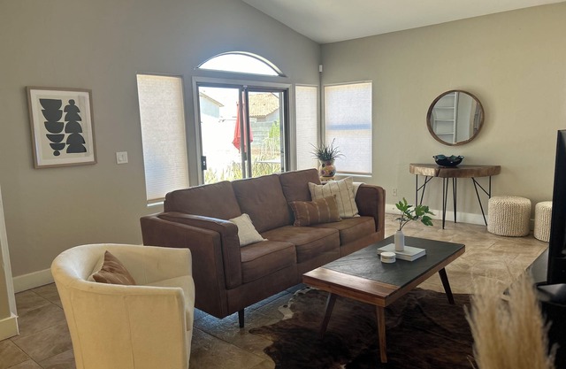 Cozy home in the heart of the desert! 5 minutes from the Saguaro National Park!