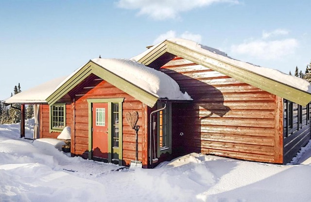 Cozy Home In Ulnes With Sauna