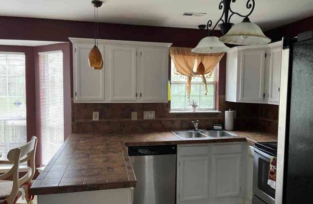 Cozy home minutes from PNC and Nascar Speedway