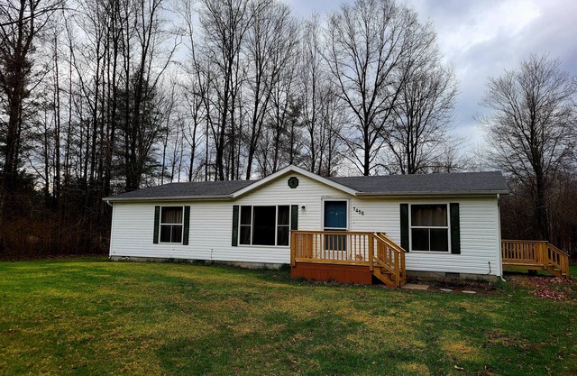 Cozy House between Mt Pleasant and Midland!