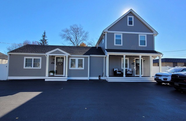 Cozy house, close to downtown Danvers