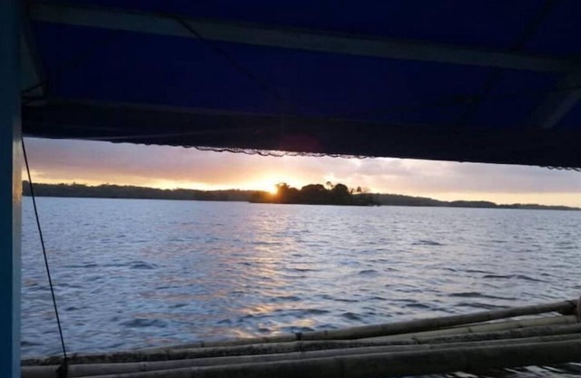 Cozy Lake house for family getaway near Cavinti Falls good for 12 to 15 pax