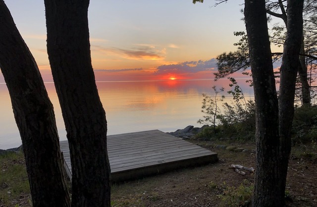 Cozy Lake Huron A-Frame- Autumn Magic by the Water—Cozy Up with Stunning Fall Colors!