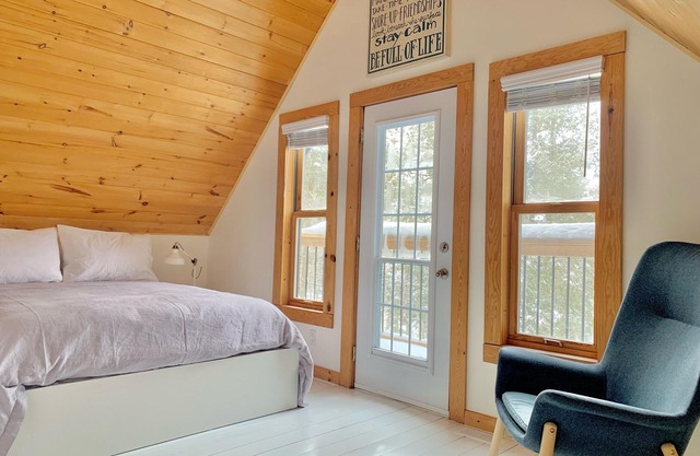 Cozy log cabin with wood-burning sauna