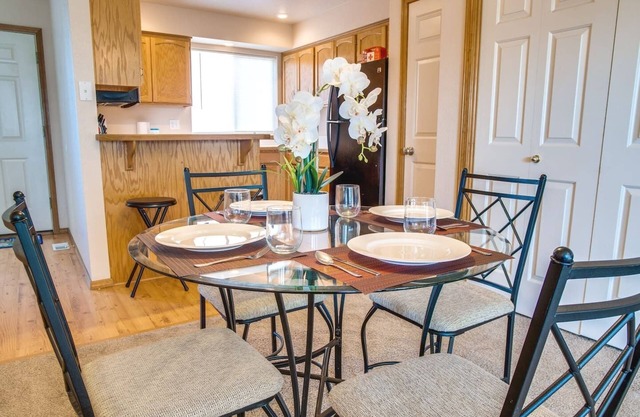 Cozy Meridian Home ⭐ HULU ⭐ W/D ⭐ 12 Min to Boise