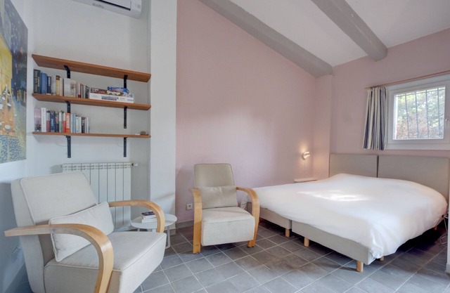 Cozy nest in nature halfway between the sea and the hilltop villages of Fayence