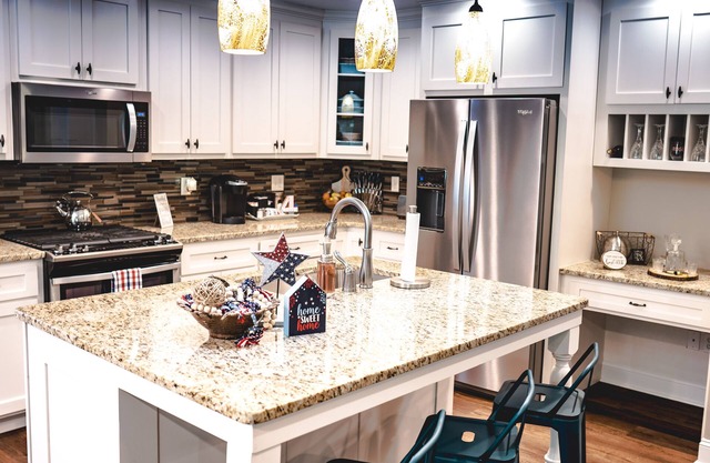 Cozy Newly built home located in RAINBOW CITY Al convenient to highway 759 & 59