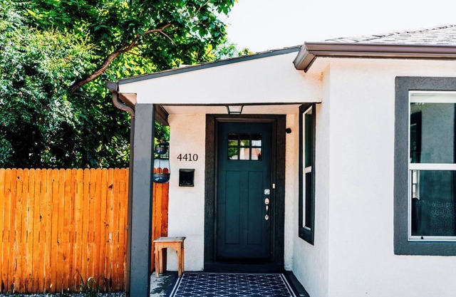 Cozy Oasis in Vibrant North Denver. Furnished Monthly Rental in Denver with Yard