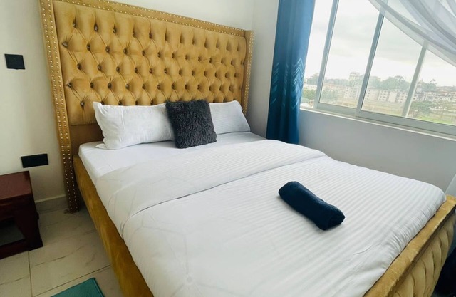 COZY OMUTS ONE BEDROOM WITH SWIMMING POOL