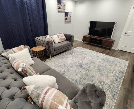 Cozy one bedroom in Airdrie