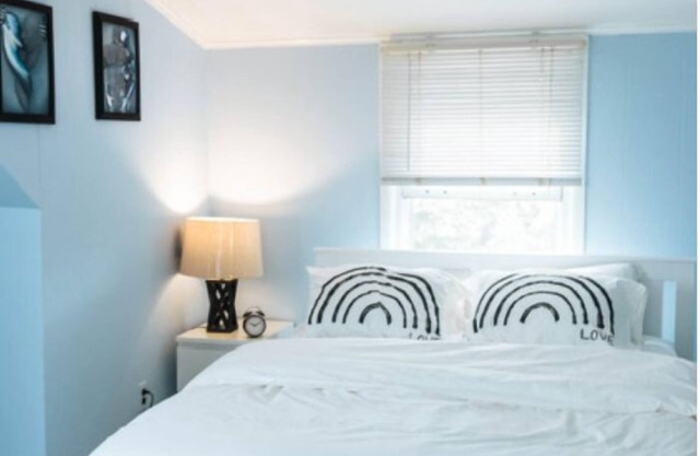 Cozy & private rooms, serene neighborhood.JFK 15mins,UBS Arena & NYU Hosp. 8mins