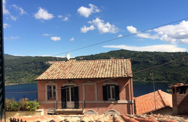 Cozy Refuge In Genzano Historic City Center