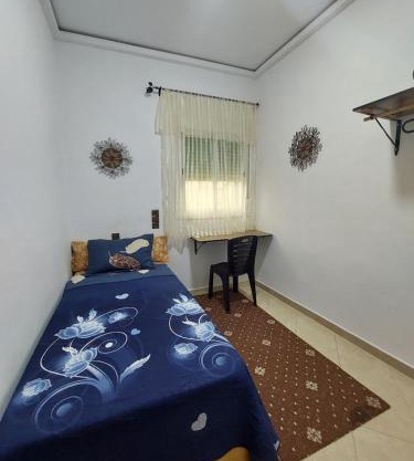 Cozy Room & Modern Amenities 2