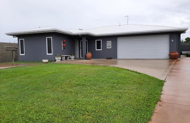 Cozy Room with Separate Entrance and Ensuit Bathroom