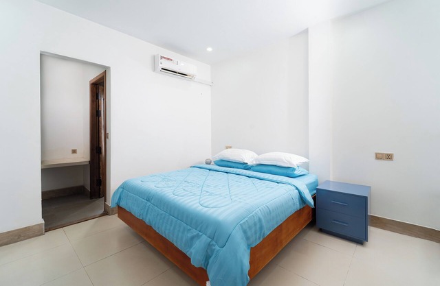 Cozy Skyview Retreat Private 2BR Villa Rooftop Pool, Full Kitchenette