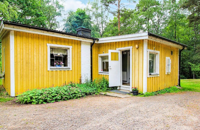 Cozy, somewhat older cottage at Hallandsåsen in beautiful forest village.