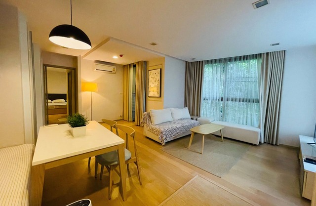 Cozy Spacious Garden-View 1Bed 1Bath 500m BTS Thonglor