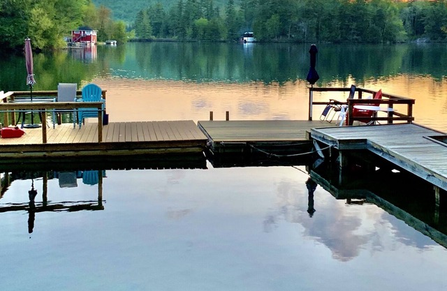 Cozy Star Lake Cabin