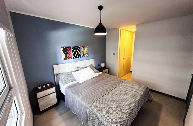Cozy Stay in the Heart of Santiago with Stunning Views & Great Amenities