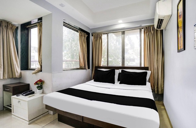 Cozy Stays at Andheri Near Mumbai Airport