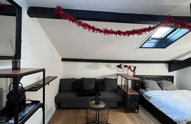 Cozy Studio dans le centre de Nice, à 15mins à pied de la plage.