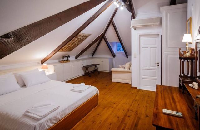 Cozy,traditional Zakynthian house,5 min from the beach!