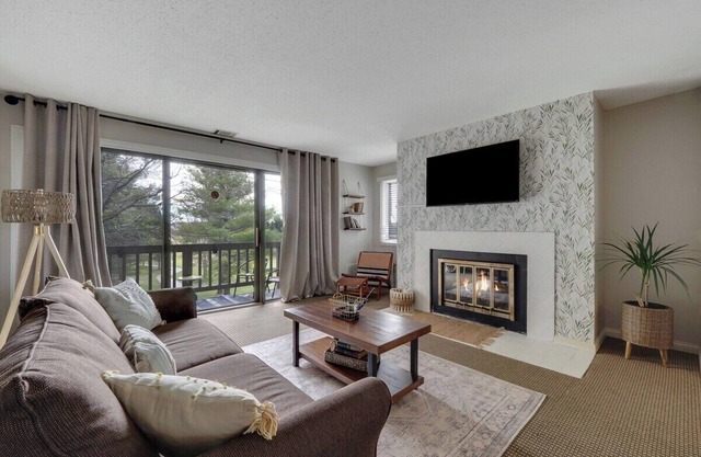 Cozy Traverse City Condo