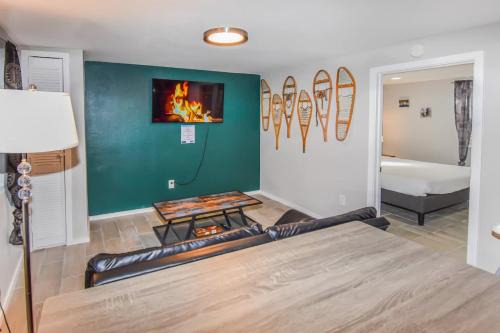 Cozy two bedroom basement unit near light rail