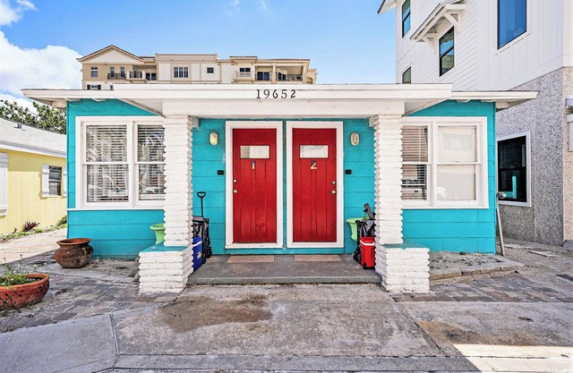 Cozy Unit #2 of a Two Unit Beach Bungalow