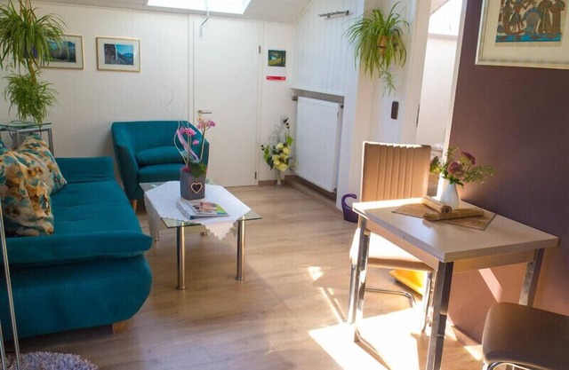 Cozy vacation apartment (50 sqm) for up to 2 people with furnished balcony