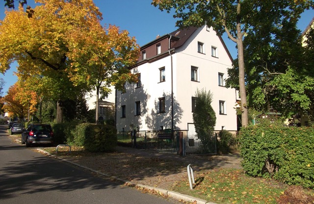 Cozy vacation apartment Chemnitz for 2-4 pers. with 2 bedrooms on the ground floor.
