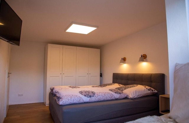 Cozy vacation apartment with tiled stove for 4 people