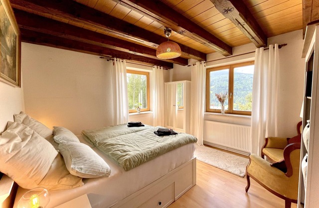 Cozy vacation home with Zirbitz view for absolute relaxation