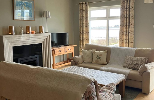 Cozy Waterside Retreat Ballyvaughan 3