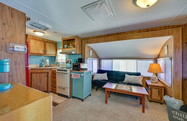 Cozy Yuma Vacation Rental w/Resort Amenities!